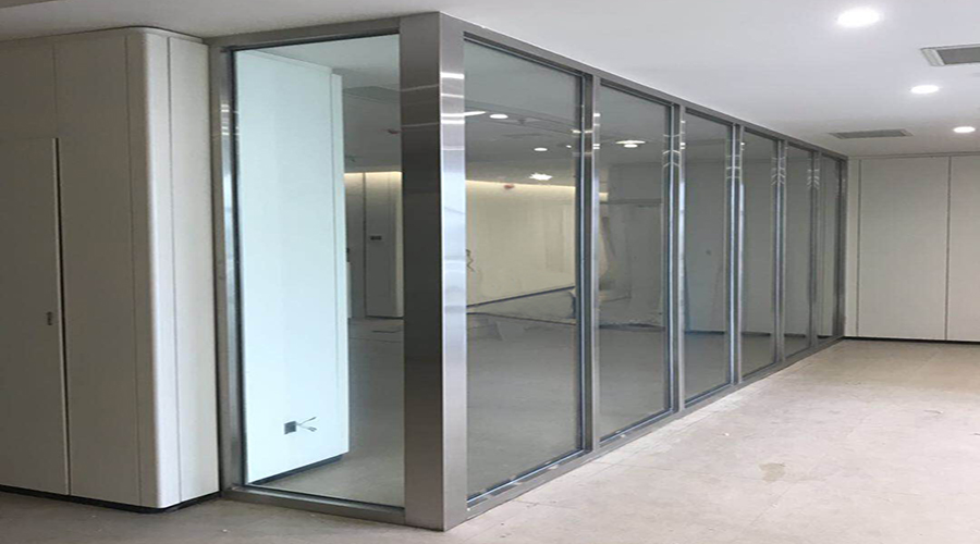 FIREPROOF GLASS PARTITION