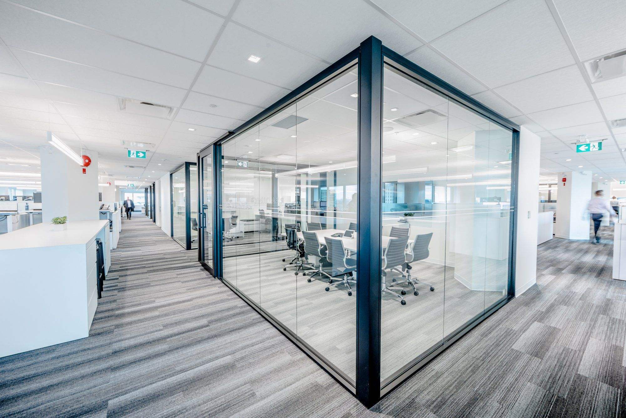 FIREPROOF GLASS PARTITION